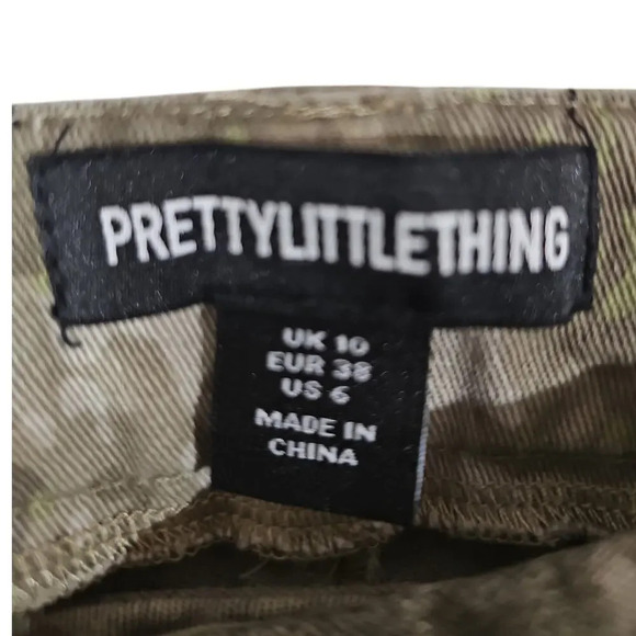 PrettyLittleThing Washed Camo Straight Cargo Pants Khaki Size 6 - Picture 6 of 8